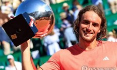 开云体育在线-包含西班牙网球队力克美国网球队，西西帕斯打破历史纪录的词条