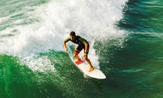 开云体育视频直播-当东方巨龙吞噬银黑军团，上海队爆冷淘汰马刺背后的战术革命与英格拉姆的持续杀伤学