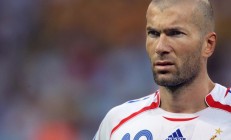 开云体育平台APP-赛道与绿茵场的双重奏，当F1争冠焦点战遇上马赛速胜阿根廷