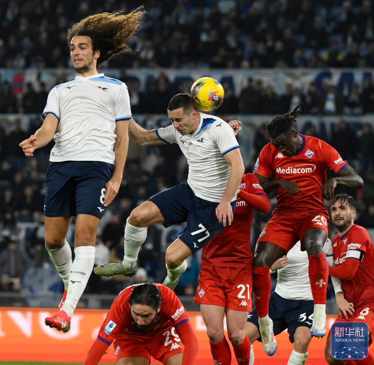 包含罗马主场迎战佛罗伦萨，力争三分的词条