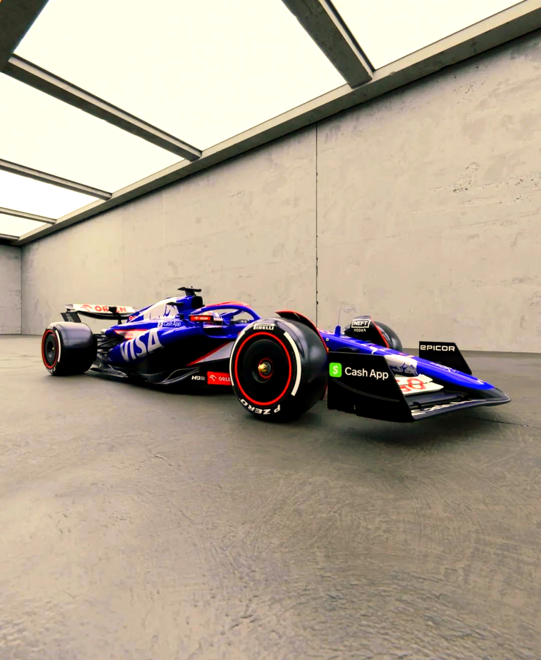 关于红牛车队碾压红牛二队，拉塞尔高光表现的信息