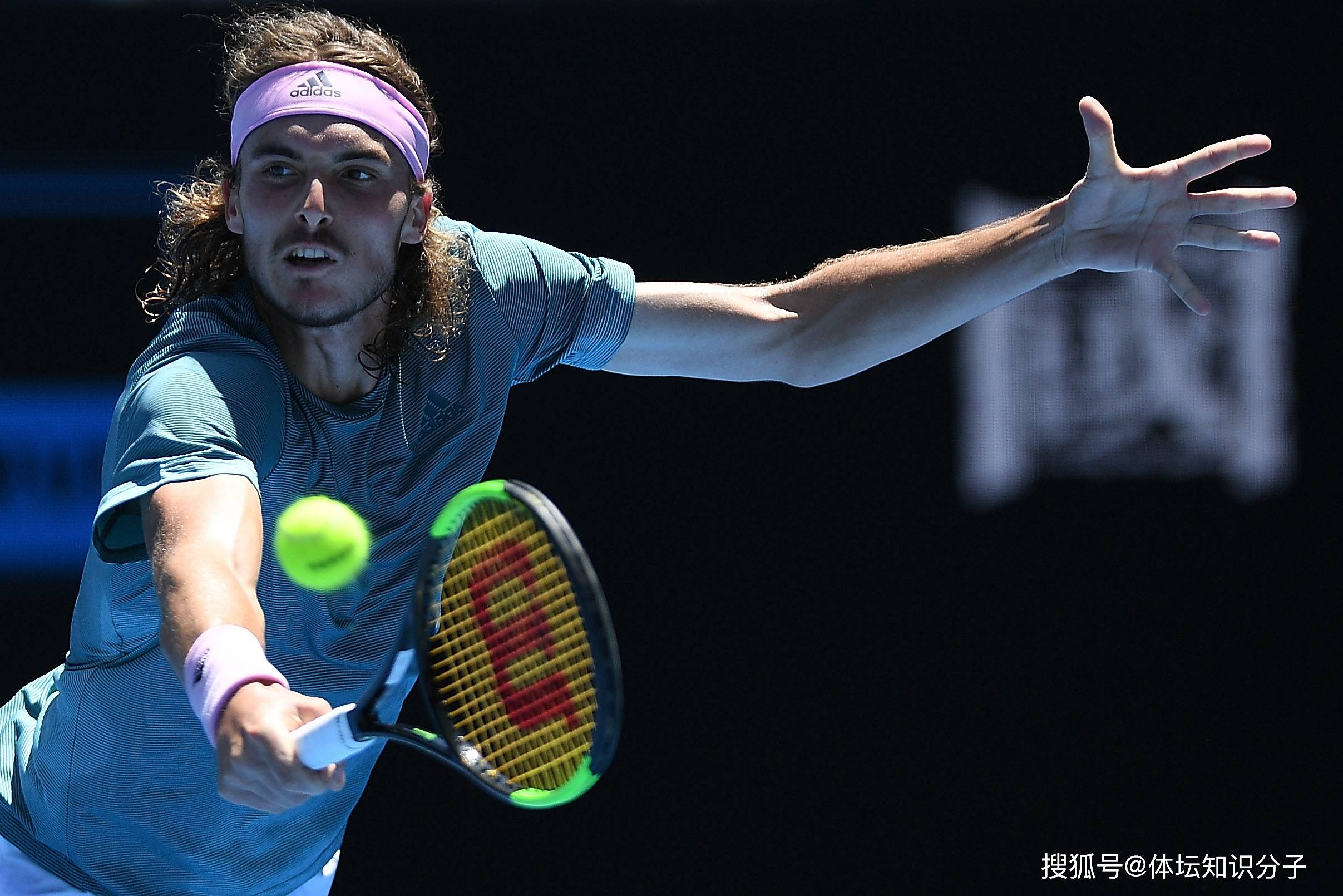 ATP总决赛轻取拉沃尔杯,西西帕斯点燃赛场的简单介绍 ATP总决赛轻取拉沃尔杯,西西帕斯点燃赛场的简单介绍