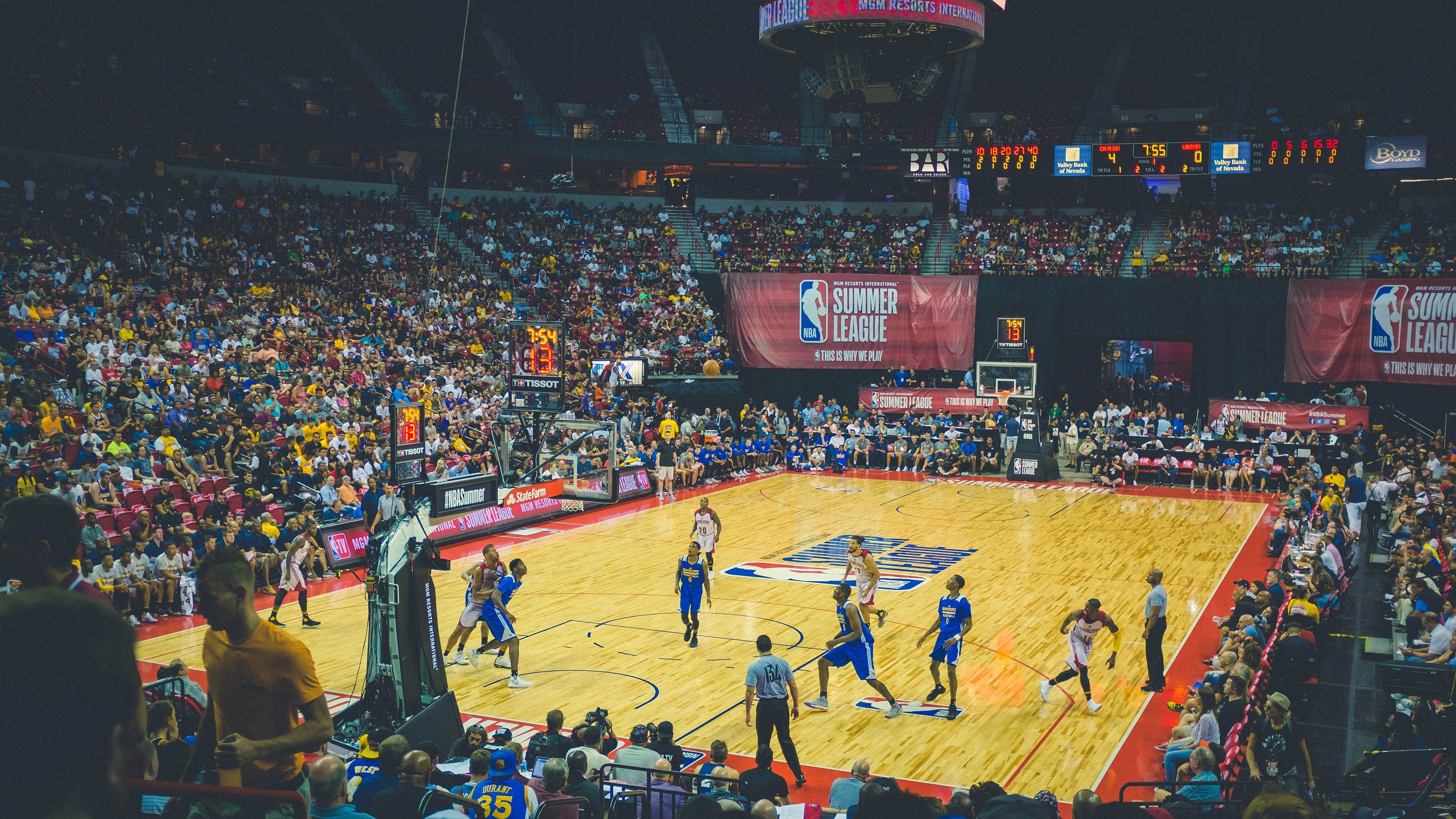 死神降临，杜兰特西决生死战接管比赛，马刺鏖战雷霆的永恒瞬间